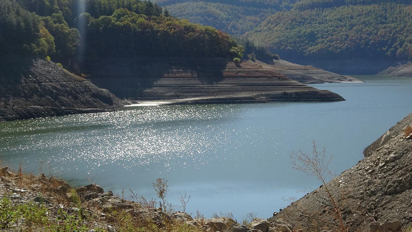 Bursa'nın barajlarında endişe verici tablo: Doluluk oranı yüzde 1'in altına geriledi - Resim: 4