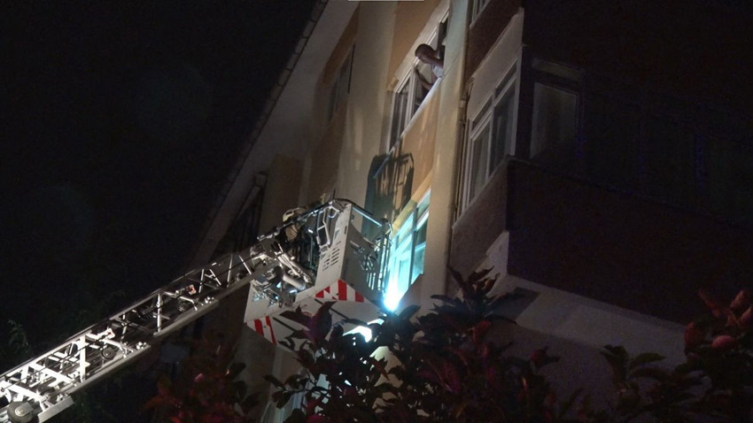 İstanbul'da korkutan yangın: Apartmanda 20 kişi tahliye edildi - Resim: 2