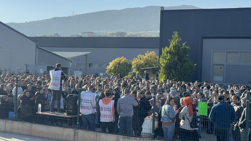 Türkiye'nin tekstil devinde büyük kriz: Yüzlerce çalışan iş bıraktı - Resim: 1