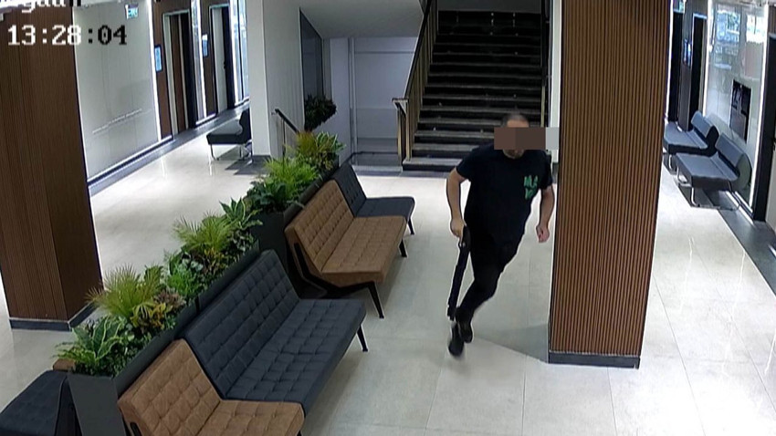 Eski eşini 4. kez uzaklaştırma kararı aldırdığı günün ertesi günü öldüren caninin cezası belli oldu - Resim: 3