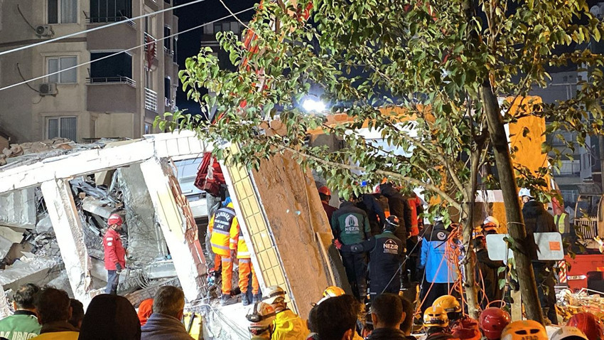 Gebze'de 4 kişinin can verdiği enkazdan kahreden kare - Resim: 1