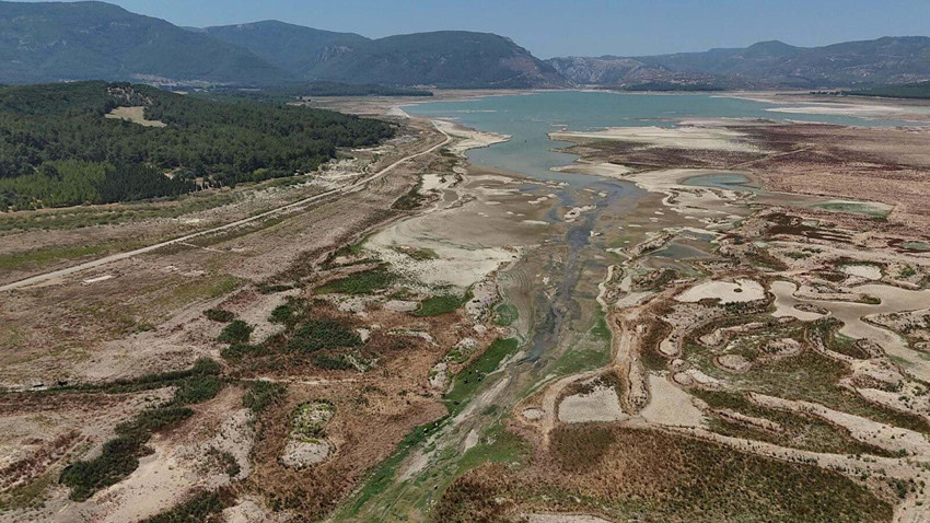 İki barajın kuruduğu İzmir'de su kesintileri için yeni karar - Resim: 1