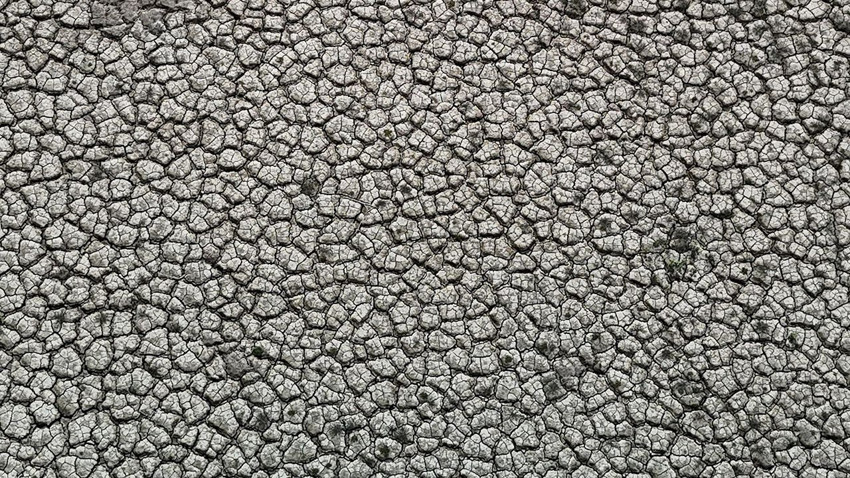 Yıllardır sular altındaydı; bir zamanlar vatandaşların kullandığı köprü kuraklıkla geri döndü - Resim: 1