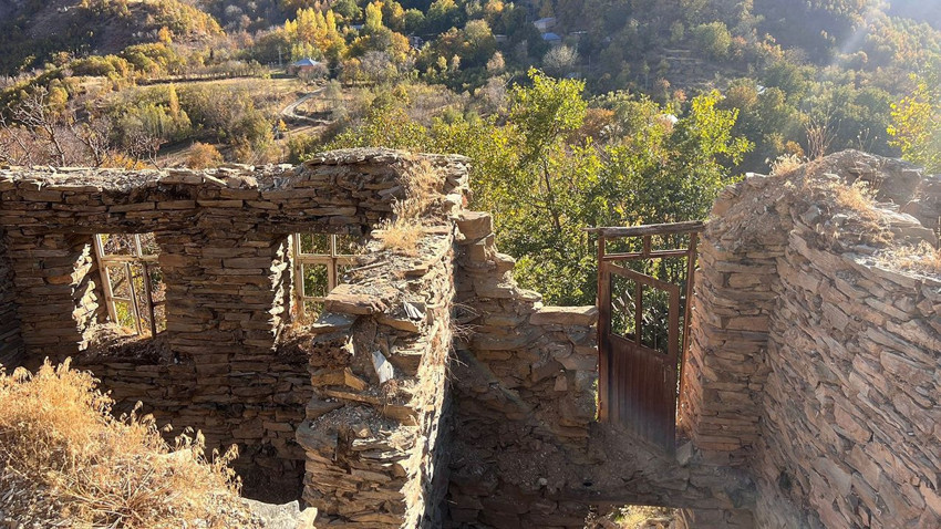Teröristlerden temizlenen köylerine geri dönüp, üretime başladılar - Resim: 2