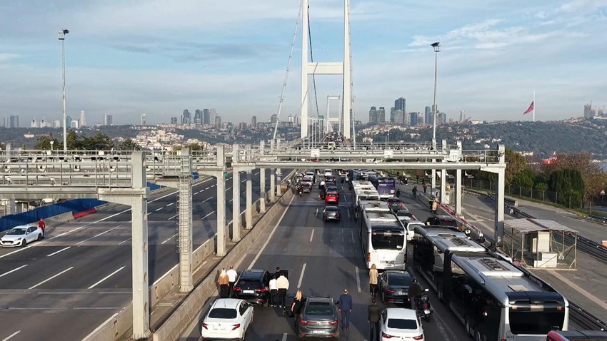 Türkiye'de saat 09:05'de hayat bir kez daha durdu! - Resim: 4
