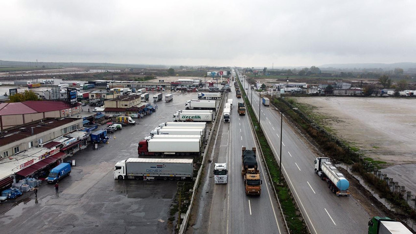 Mehmetçik Bulgaristan yolcusu! TSK konvoyu Kapıkule'den çıkış yaptı - Resim: 1
