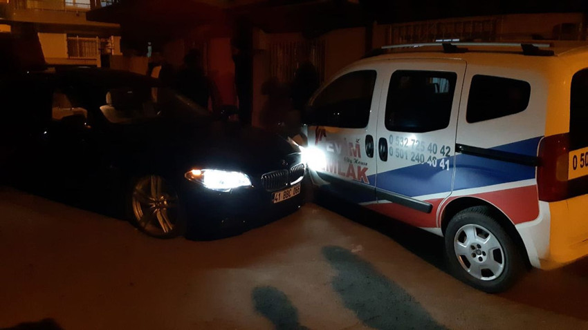 Sokak ortasında ''ihanet'' cinayeti: Aracın içerisinde defalarca bıçakladı - Resim: 4