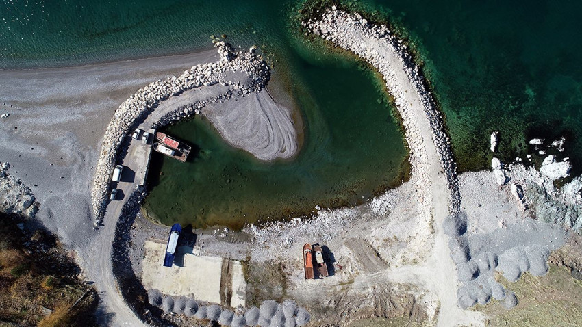 ''Türkiye'nin coğrafi haritası değişti'' dedik inanmadınız... Artık tekneler de yüzemiyor - Resim: 1