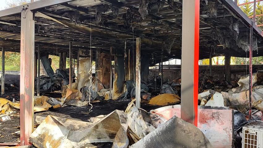 Yıldız Teknik Üniversitesi'nde korkutan yangın - Resim: 3