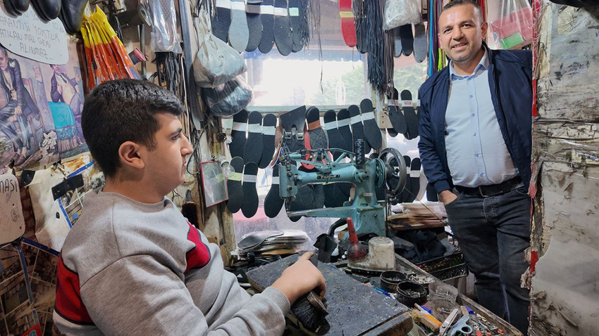 16 yaşında devraldığı 3,5 metrekarelik dükkanda kendi işinin patronu oldu - Resim: 3