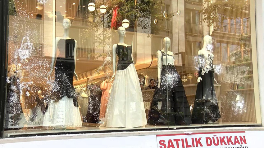 İstanbul'un sosyetik semtinde mağazaya silahlı saldırı - Resim: 1