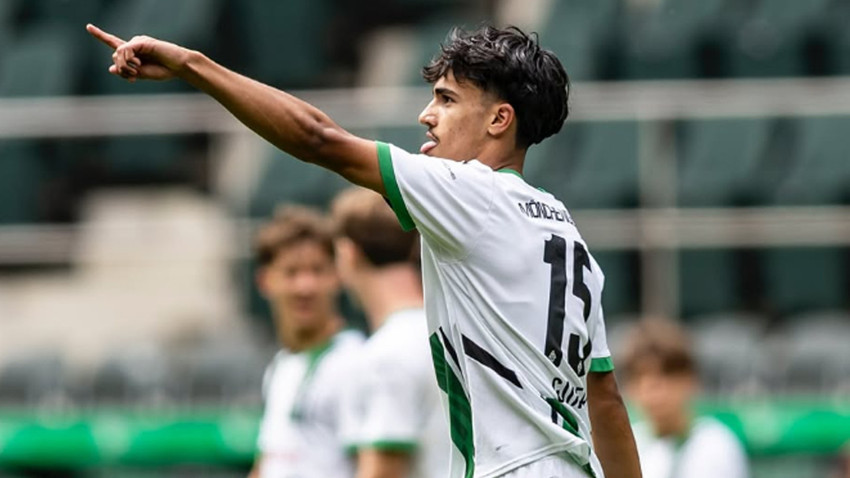 Galatasaray'ın 18 yaşındaki yeni transferi İstanbul'da!