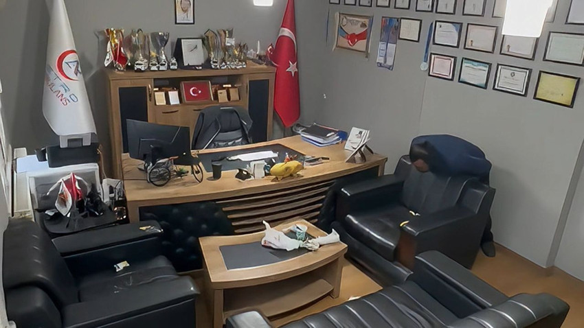 Kendi kendine yaptığı heimlich manevrası ile kendi canını böyle kurtardı - Resim: 4