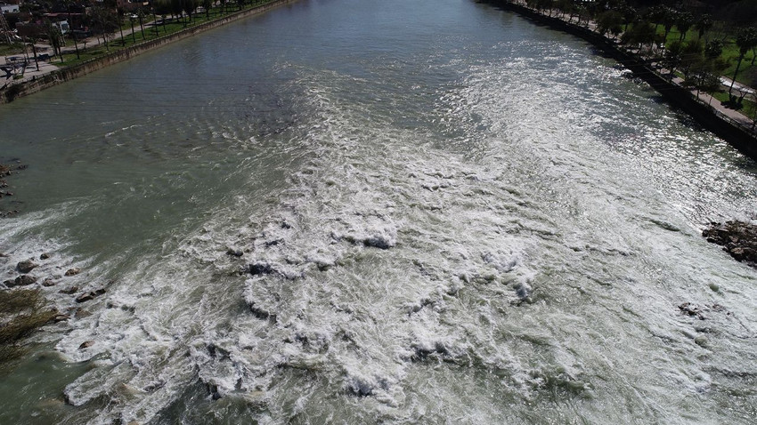 Kuraklık sonrası gelen yağışlar can suyu oldu, baraj kapakları açıldı, nehir yatağı taştı! - Resim: 4