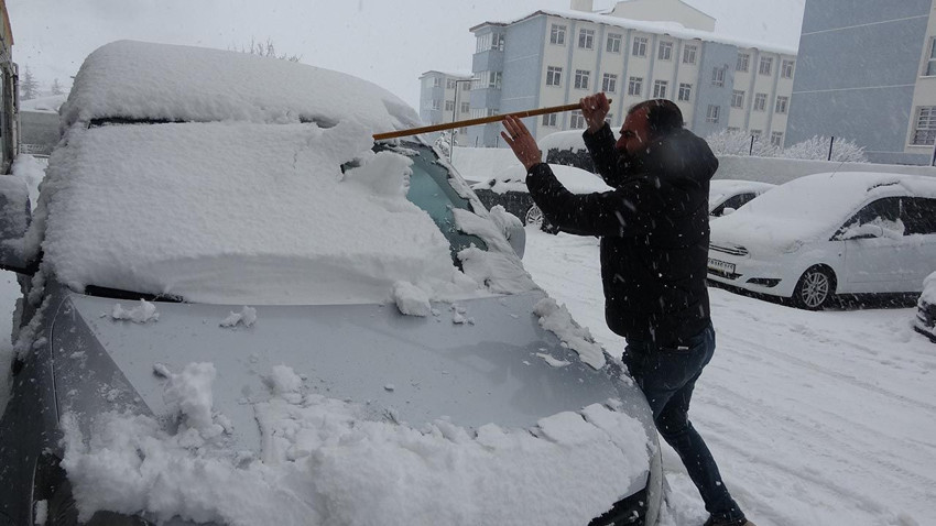 Bitlis'te kar bastırdı, hayat durma noktasına geldi - Resim: 4