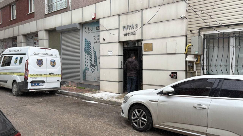 58 yaşındaki adam 7'nci kattan atladı; eşi evde ölü bulundu - Resim: 4