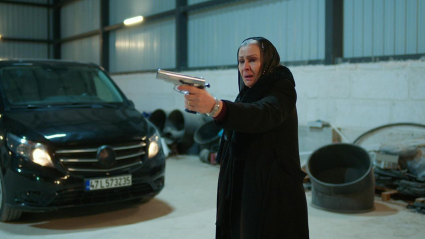 Uzak Şehir'in 53'üncü bölüm fragmanı seyircisini isyan ettirdi - Resim: 3