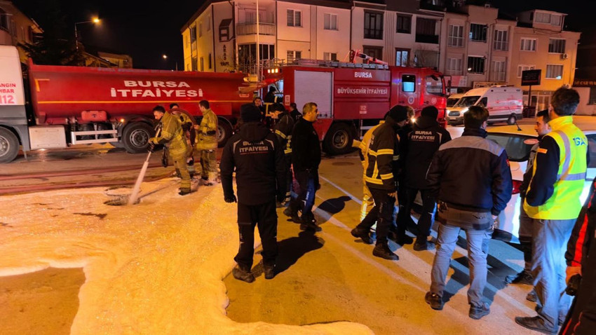 Gizemli gaz patlamaya yol açtı, mahalleli sokakta sabahladı! - Resim: 2