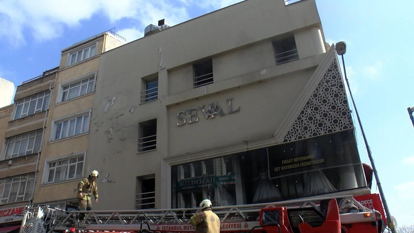 Gelinlik mağazasında yangın paniği: 2 kişi mahsur kaldı - Resim: 4