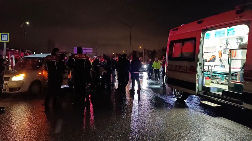Bursa'da polisin gözü önünde kadın cinayeti! Saldırgan vurularak yakalandı - Resim: 4