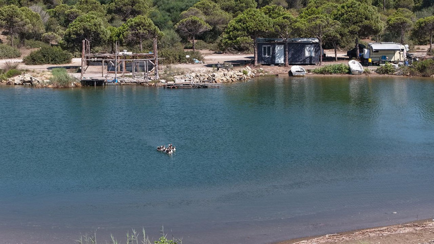 Turizm başkentindeki sahilkondu skandalında yıkımlar sürüyor: Yüzlercesi yıkıldı... - Resim: 3