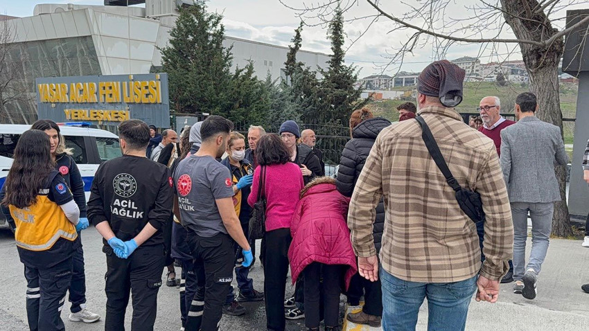 İstanbul'da lisede korkutan patalama: Yaralılar var! - Resim: 2