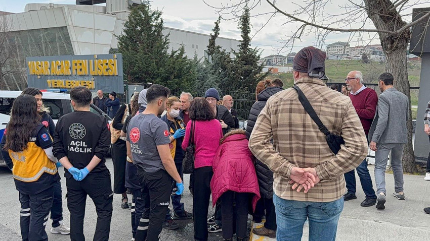 İstanbul'da lisede korkutan patalama: Yaralılar var! - Resim: 4