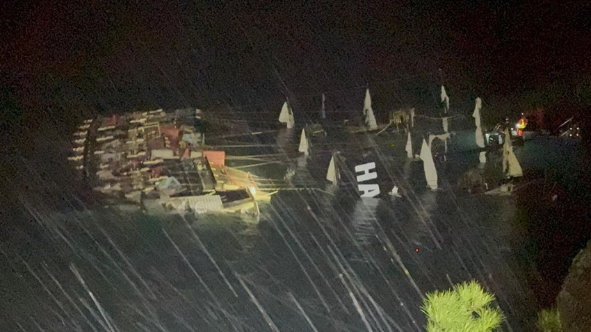 Fethiye'de gece yarısı facia: Tur teknesi kayalıklara çarpıp battı; 6 kişi kurtarıldı, 1 kişi kayıp - Resim: 2