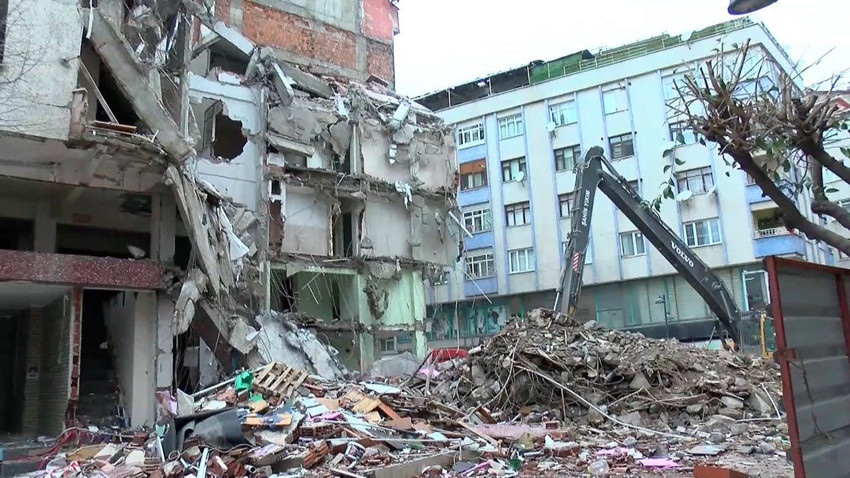 İstanbul'da kentsel dönüşüm faciası: 6 yaşındaki kız çocuğu hayatını kaybetti - Resim: 4