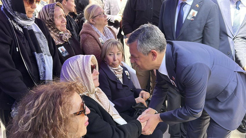 Hüsamettin Cindoruk'un cenazesinde Kılıçaroğlu ve Özel arasında soğuk rüzgarlar! - Resim: 4