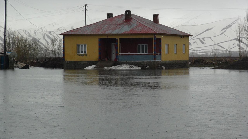3 mahalle ve 1 köy sulara gömüldü! Felaketin boyutu dronla görüntülendi - Resim: 4