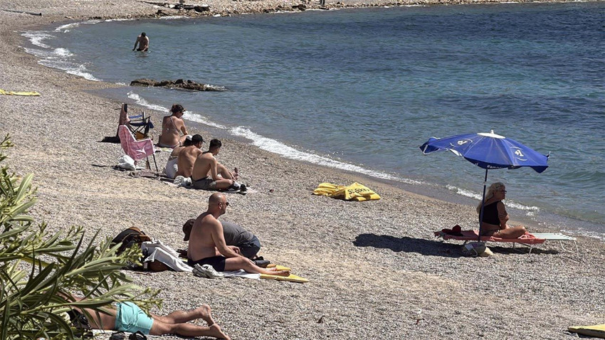 Türkiye'nin tatil cennetine yaz geldi; sahiller şenlendi - Resim: 2