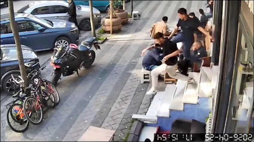 Psikopat kedi ortalığı birbirine kattı: O kovaladı, müşteriler kaçtı! - Resim: 3