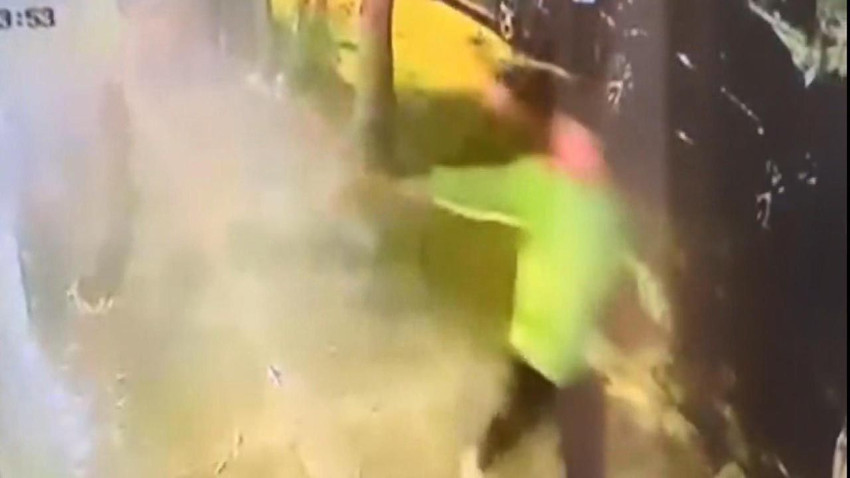 Mekandan kovuldu, silahla geri dönüp ateş açtı! Polis ayağından vurdu - Resim: 2