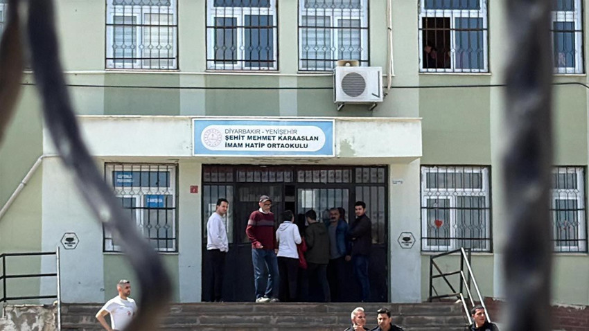 Okul çevresinde korku dolu anlar: Peş peşe ateş edildi - Resim: 2