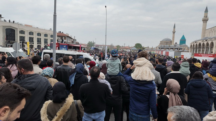 Türk Yıldızları Konya semalarında parladı: Teşrif-i Mevlana’da nefes kesen gösteri! - Resim: 3