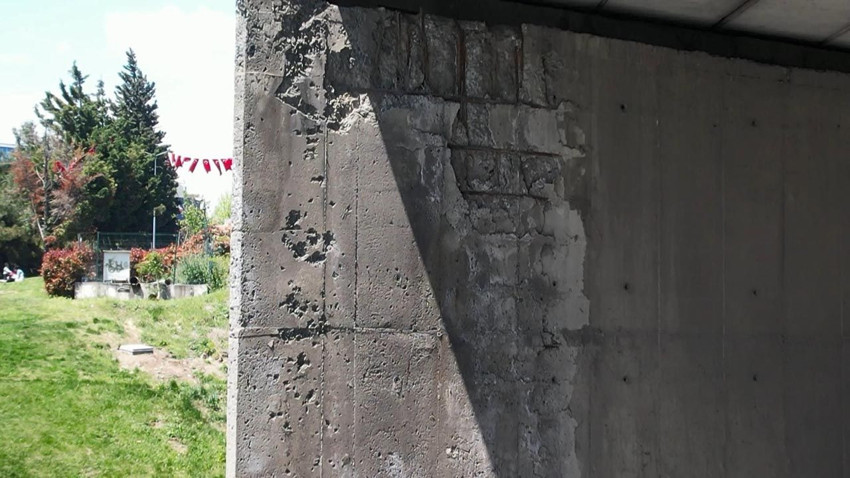 Her gün binlerce kişinin geçtiği köprüde korkutan manzara - Resim: 2