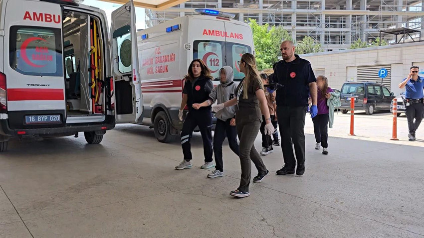 ''İndirimli'' çiğ köfte bir sınıfı hastanelik etti - Resim: 3