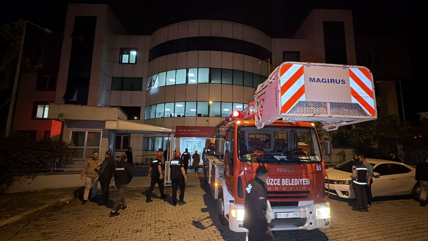 Düzce'de huzurevinde yangın çıktı! 25'i yatalak 54 yaşlı tahliye edildi - Resim: 3
