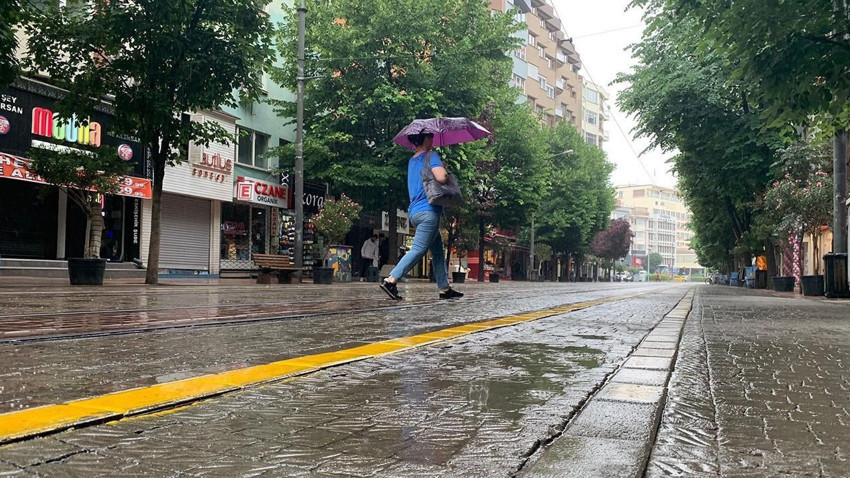 Hafta sonunun hava durumu belli oldu; Kurban Bayramı tatili sağanak yağışlarla başlıyor! - Resim: 4