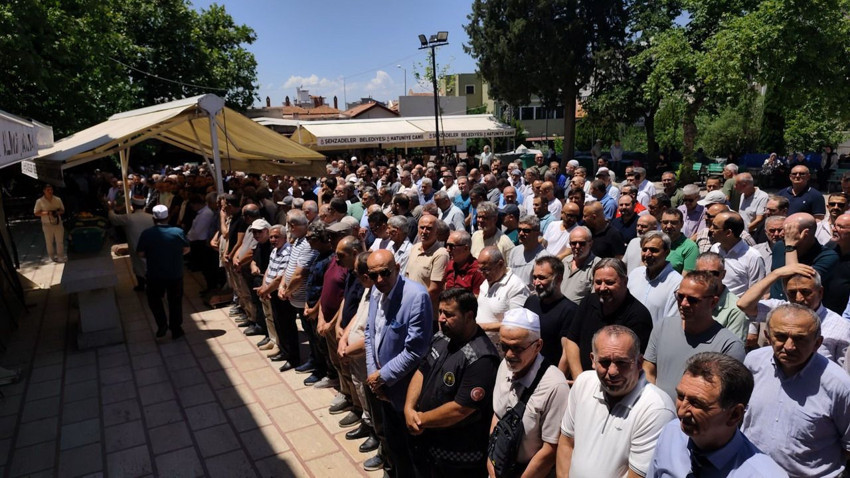 Kalp krizinden ölen arkadaşının cenazesinde kalp krizi geçirdi - Resim: 3