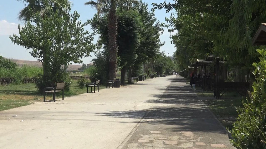 Termometreler 41 dereceyi gösterdi, bir ilçe hayalet şehre döndü - Resim: 4