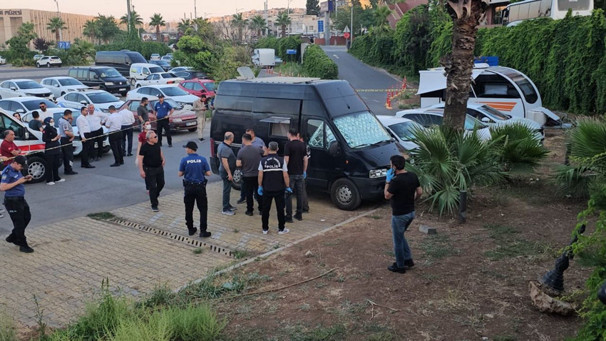 Karavanda şüpheli ölüm! AVM otoparkındaki karavanında ölü olarak bulundu - Resim: 4