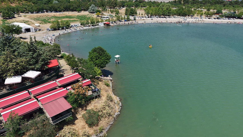 Ege ve Akdeniz sahillerini aratmayan ''saklı deniz'' dolup taştı - Resim: 4