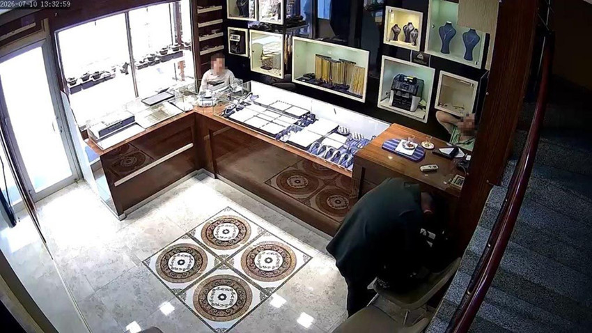 Kuyumcu cinayetinde sır perdesi aralandı: Borç meselesi değil soygunmuş! - Resim: 3
