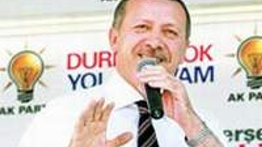 Erdoğan'ın arkasındaki 50 kişi!