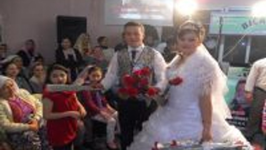 Sevgililer Gününde Davullu Zurnalı Düğün