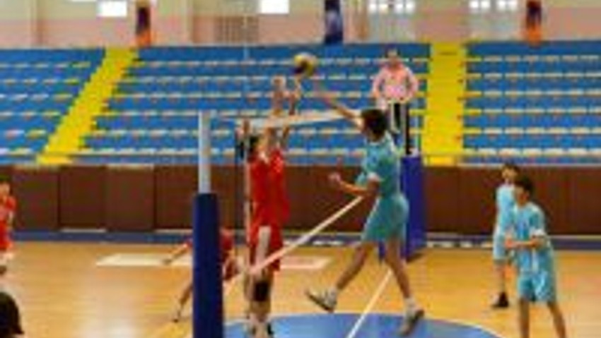 Yakutiye Voleybolda Şampiyon Oldu