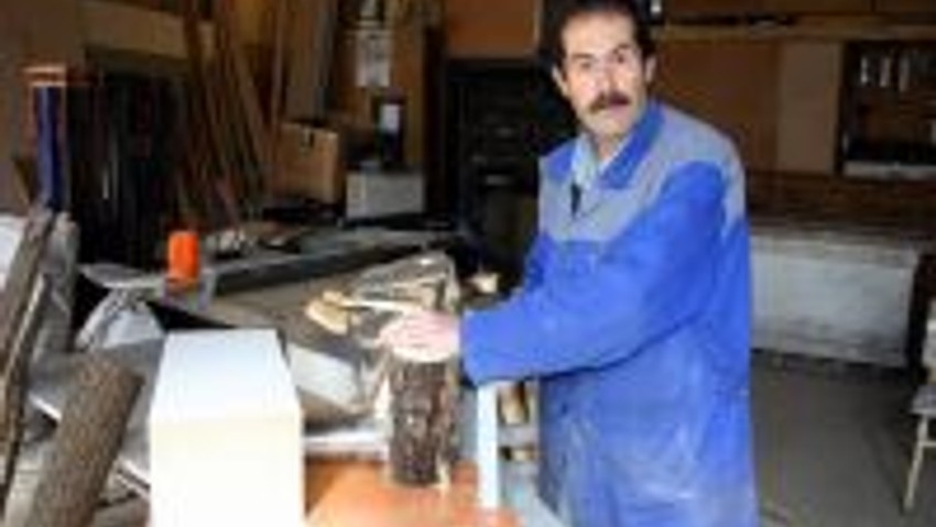 Kendi İmkanlarıyla Odun Kırma Makinesi Yaptı