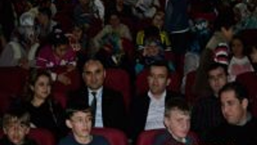 Yönetmen Demirkale’nin “selam” Filmi, Urlada Gösterime Girdi
